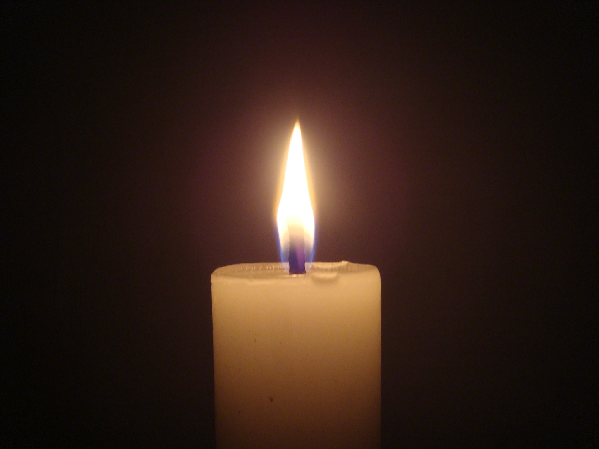 HQ Candle Wallpapers | File 418.61Kb