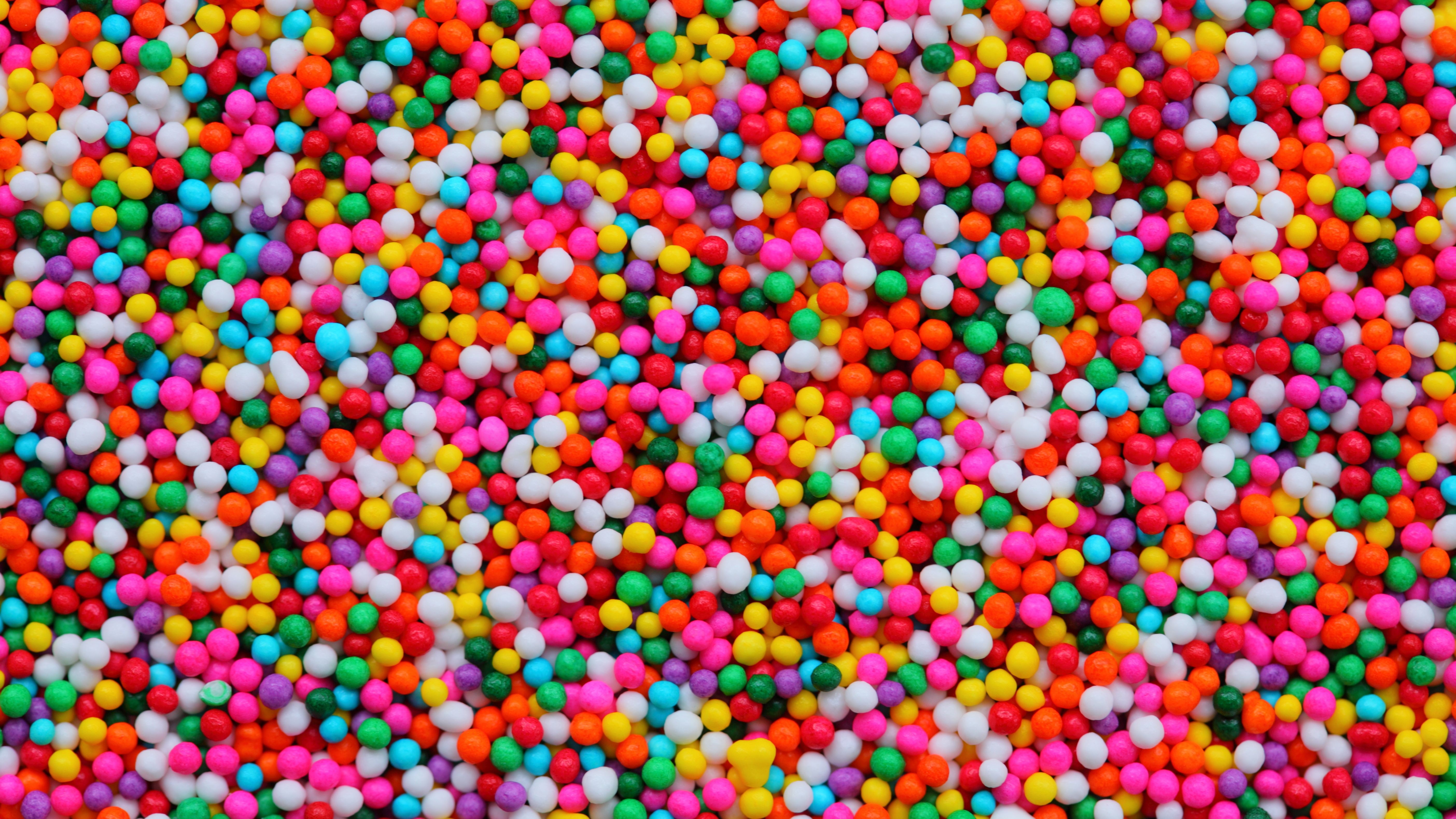 5616x3158 > Candy Wallpapers