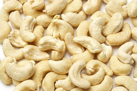 HD Quality Wallpaper | Collection: Food, 560x373 Cashew