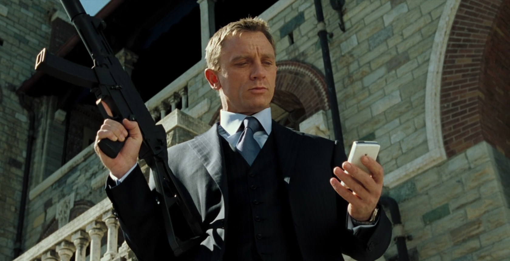 HD Quality Wallpaper | Collection: Movie, 1680x860 Casino Royale