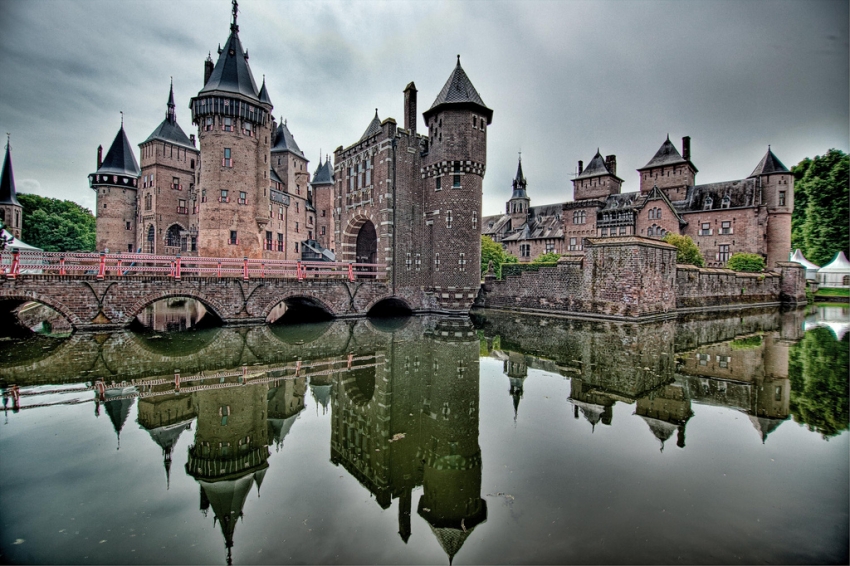 Castle De Haar Backgrounds on Wallpapers Vista