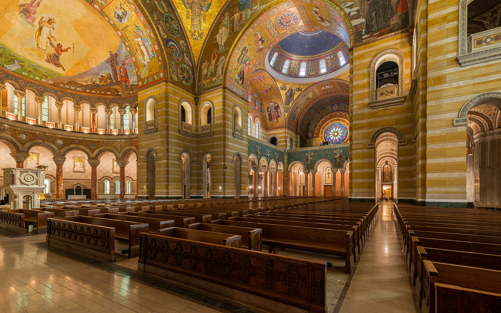 1600x1000 > Cathedral Basilica Of Saint Louis Wallpapers