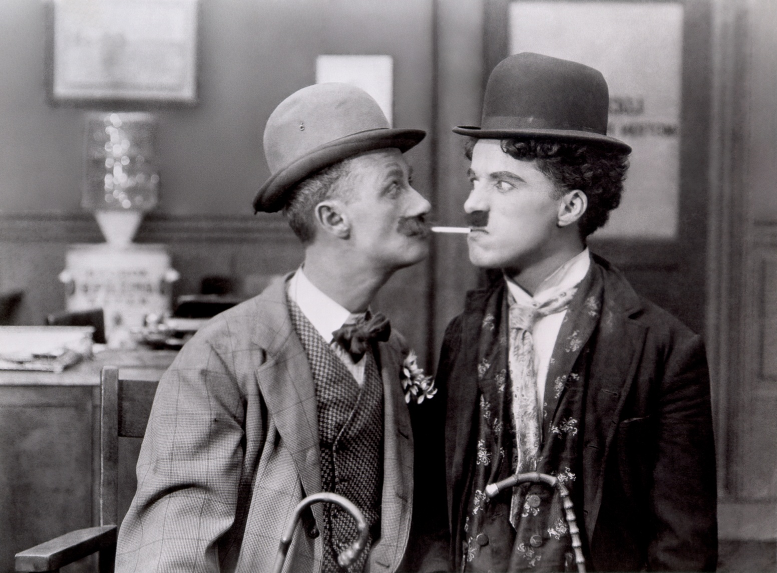 Amazing Charlie Chaplin Pictures & Backgrounds