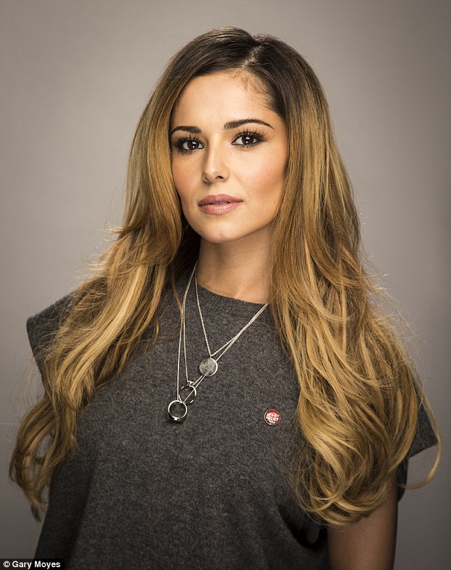Amazing Cheryl Cole Pictures & Backgrounds
