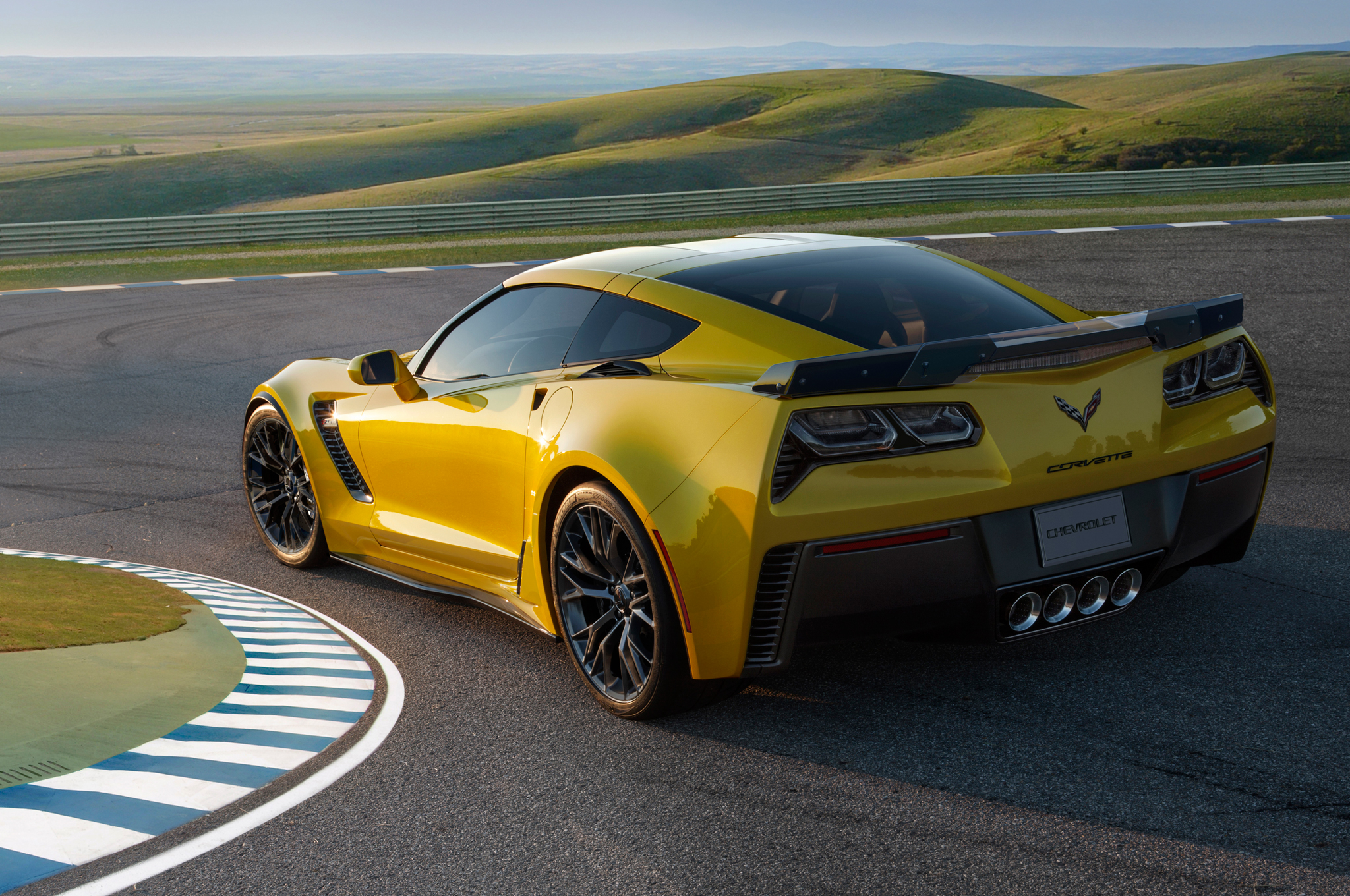 Amazing Chevrolet Corvette Pictures & Backgrounds