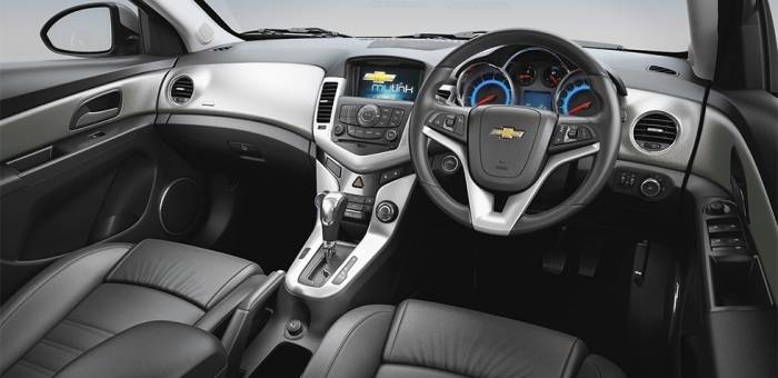 Chevrolet Cruze Backgrounds, Compatible - PC, Mobile, Gadgets| 700x340 px