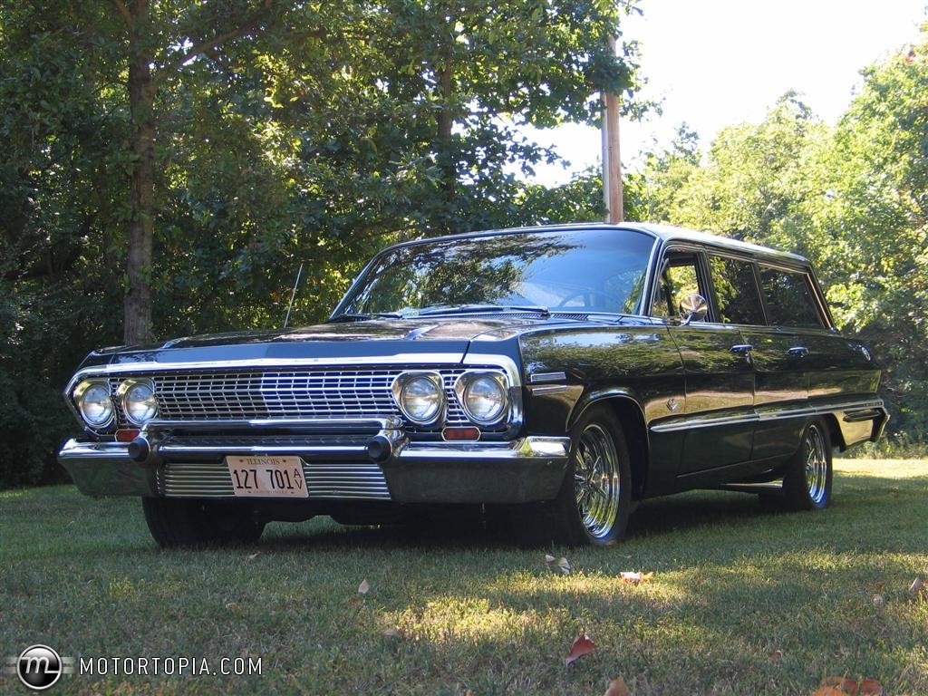 Nice Images Collection: Chevrolet Impala Wagon Desktop Wallpapers
