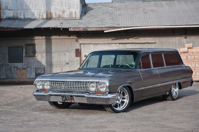 Chevrolet Impala Wagon Backgrounds on Wallpapers Vista