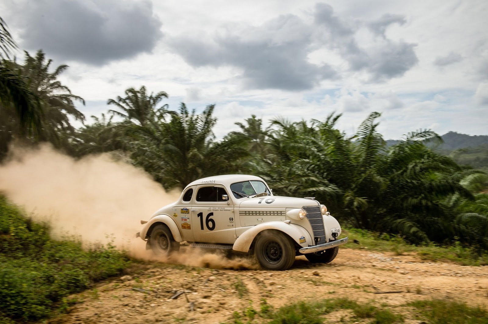 Vehicles Chevrolet Rally Racer HD Wallpapers. 