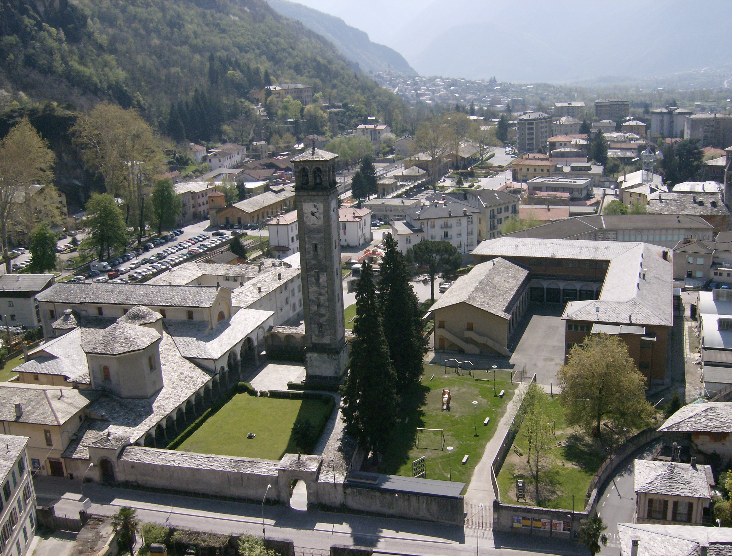 High Resolution Wallpaper | Chiavenna 2800x2128 px