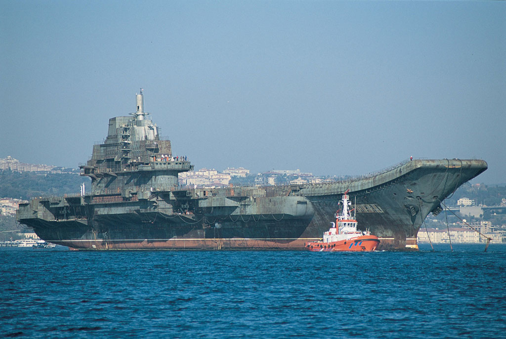 Images of Chinese Aircraft Carrier Liaoning | 1024x686