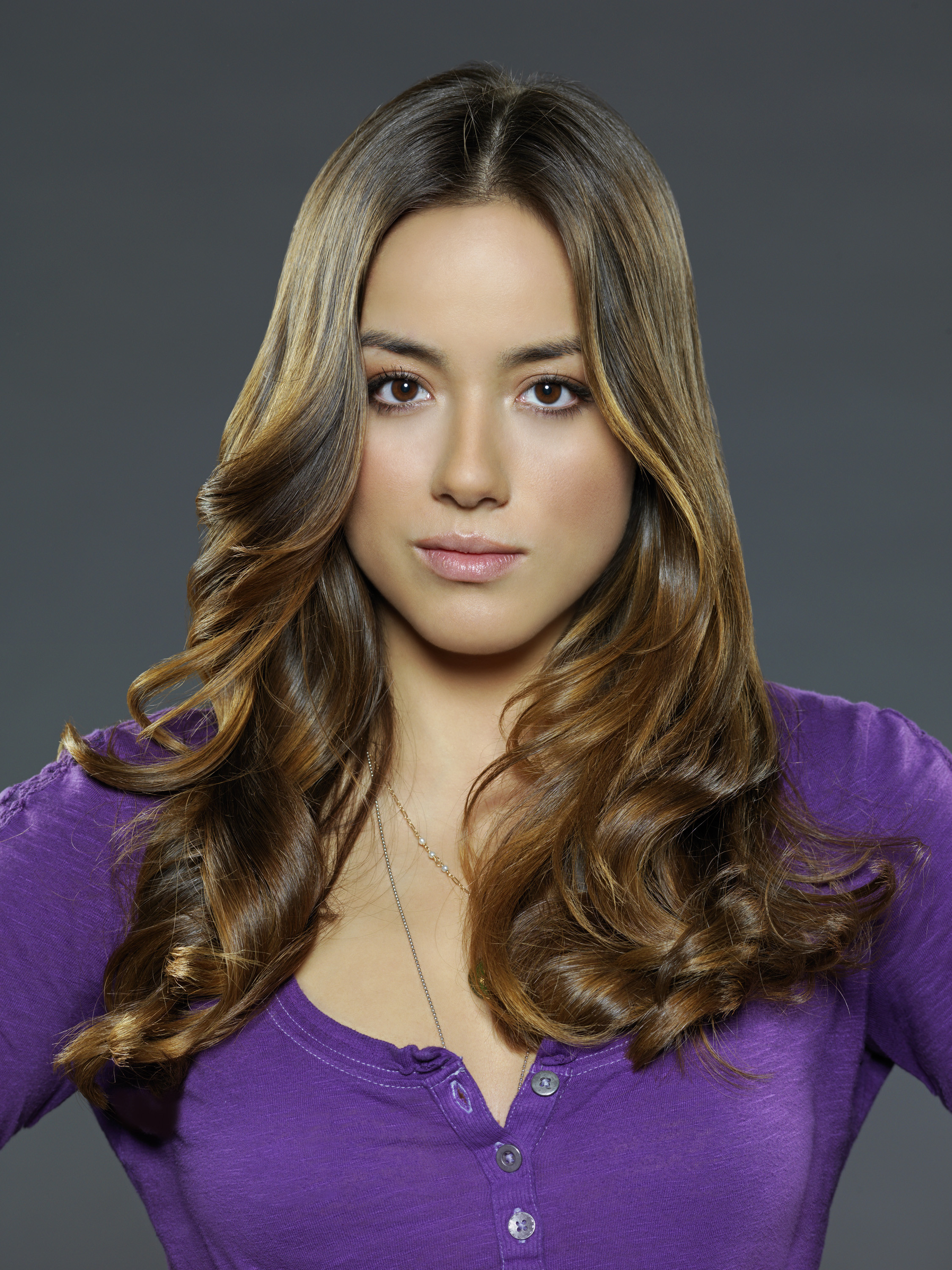 Images of Chloe Bennet | 2250x3000