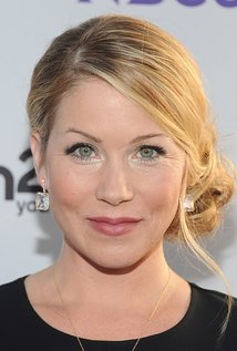 HD Quality Wallpaper | Collection: Celebrity, 214x317 Christina Applegate