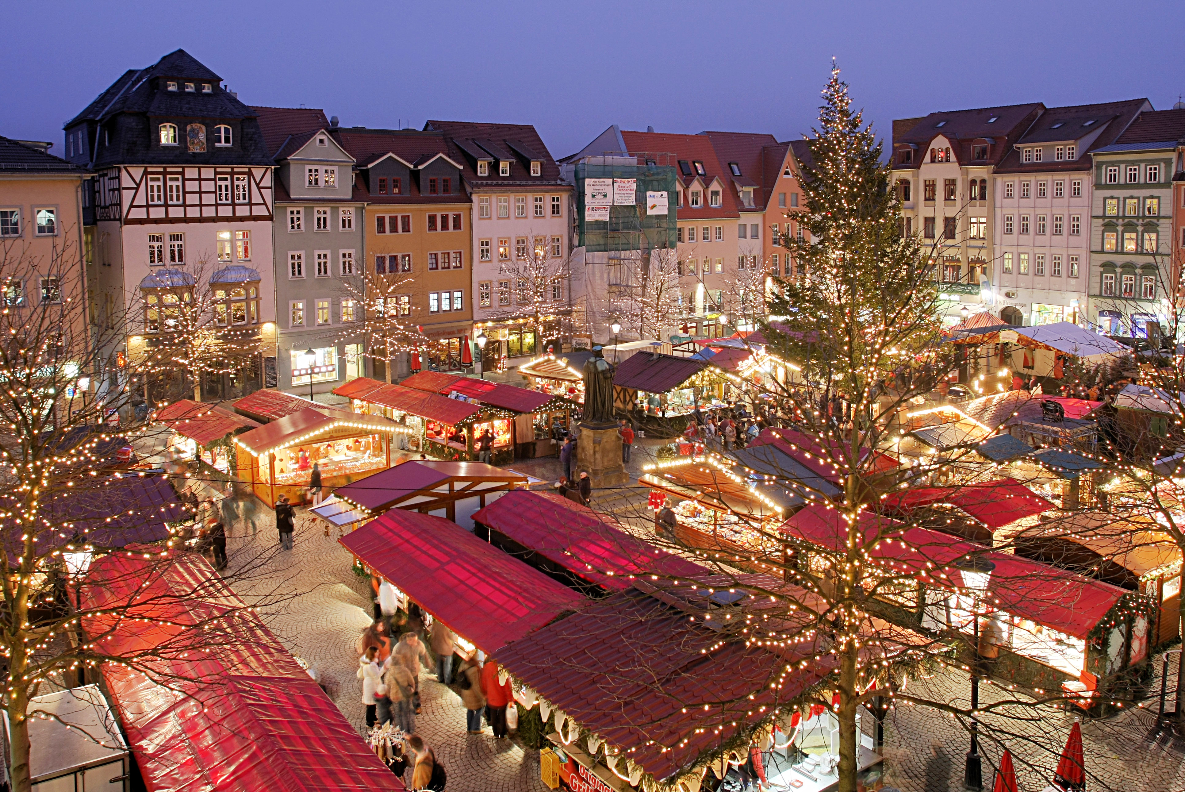 HQ Christmas Market Wallpapers | File 3494.58Kb