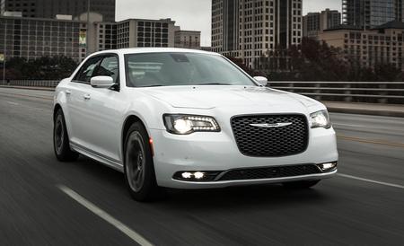 Amazing Chrysler 300c Pictures & Backgrounds