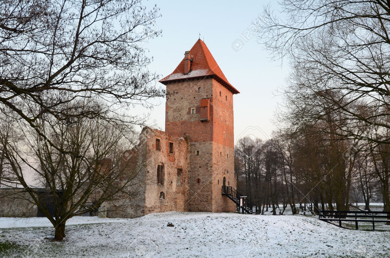 Chudów Castle High Quality Background on Wallpapers Vista
