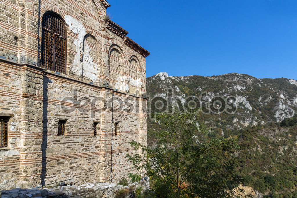 Church Of The Holy Mother Of God, Asen's Fortress High Quality Background on Wallpapers Vista