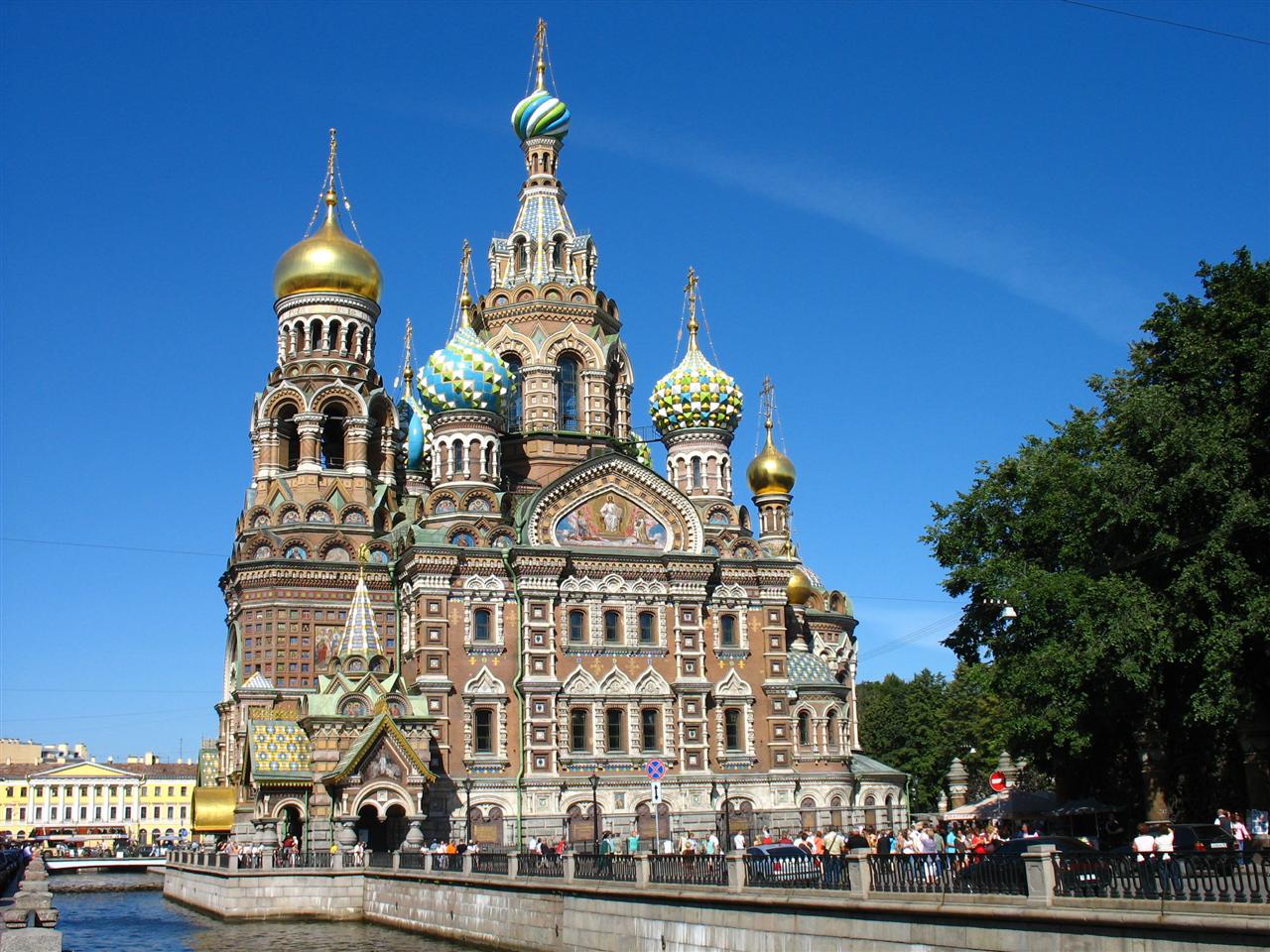 Amazing Church Of The Savior On Blood Pictures & Backgrounds