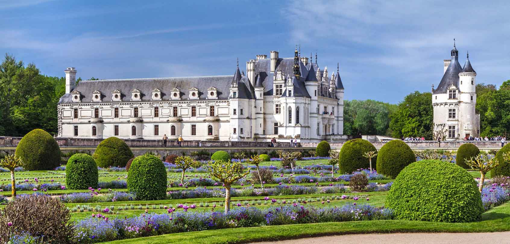 Nice Images Collection: Châteaux Of The Loire Valley Desktop Wallpapers