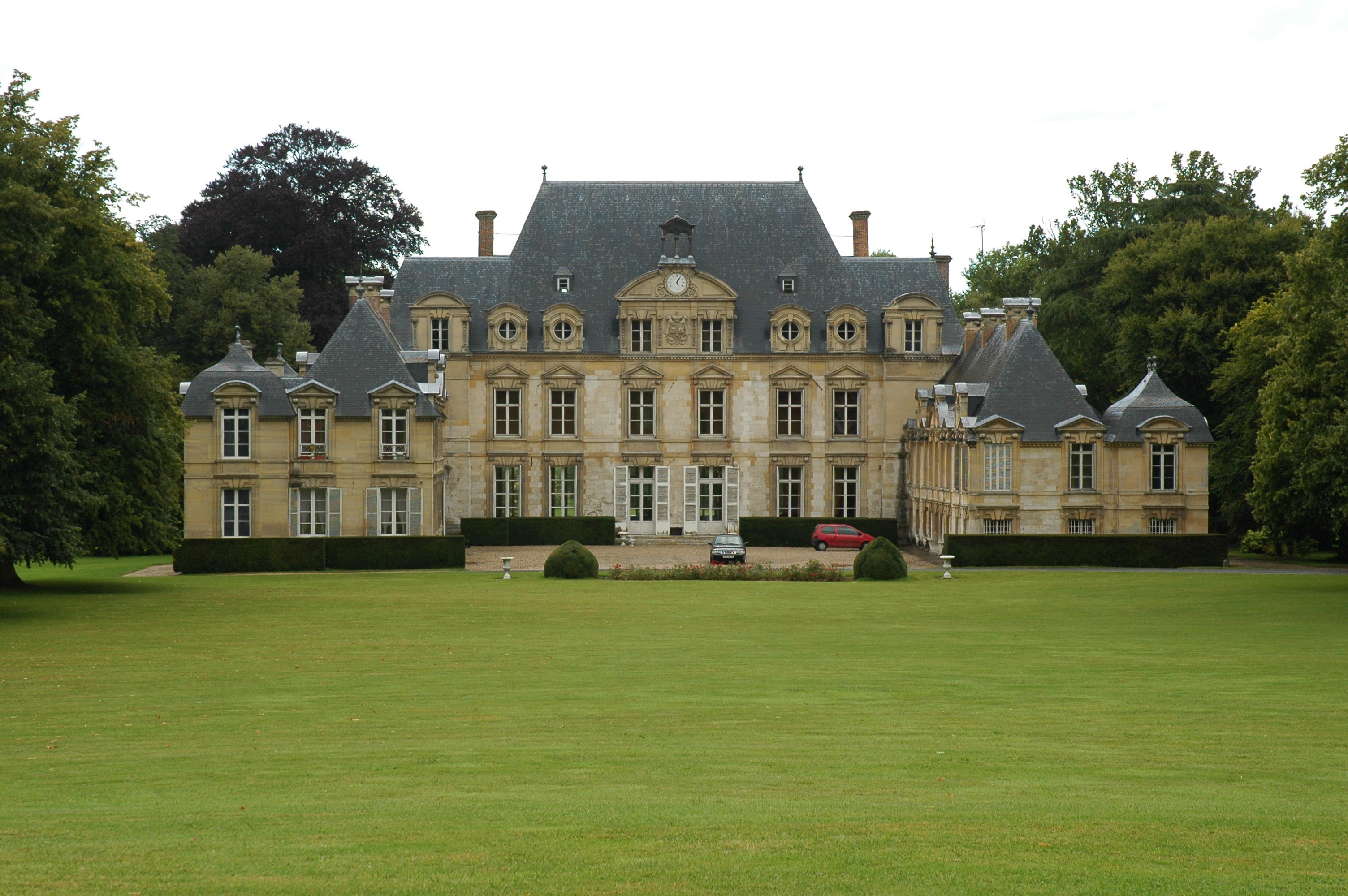 Château De La Rivière-Bourdet Backgrounds on Wallpapers Vista