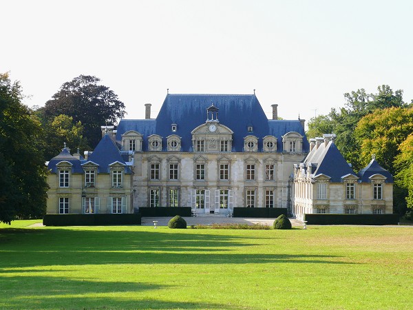 Images of Château De La Rivière-Bourdet | 600x450
