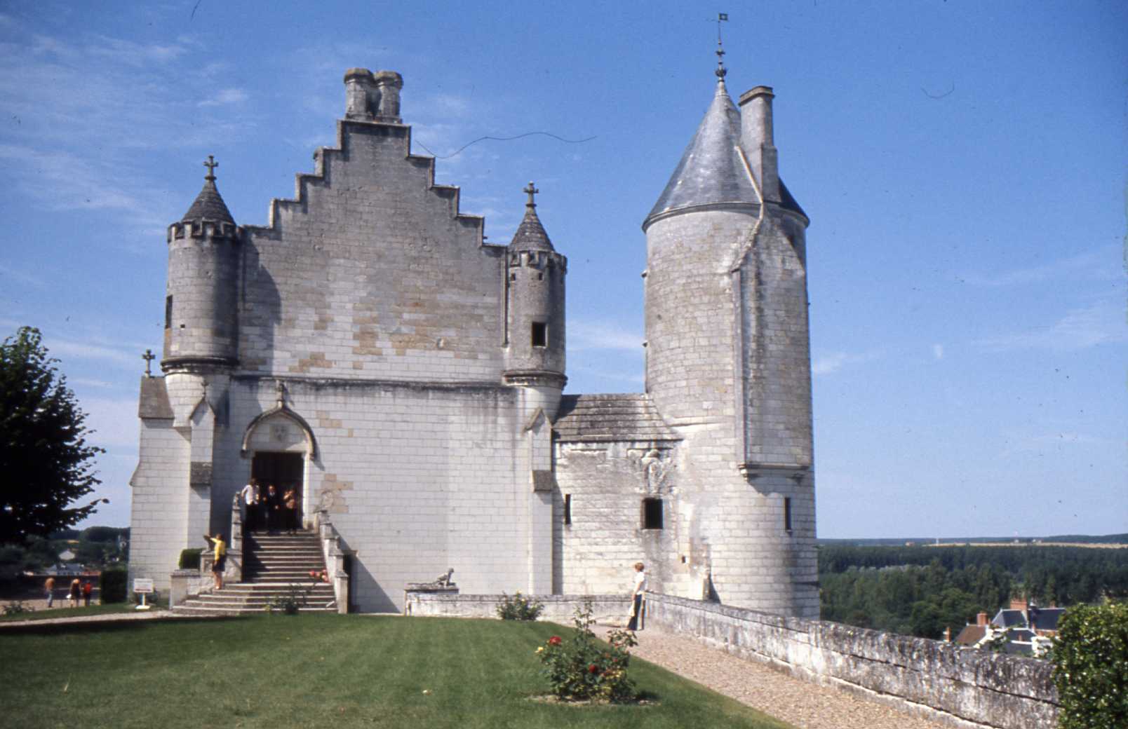 HQ Château De Loches Wallpapers | File 116.9Kb