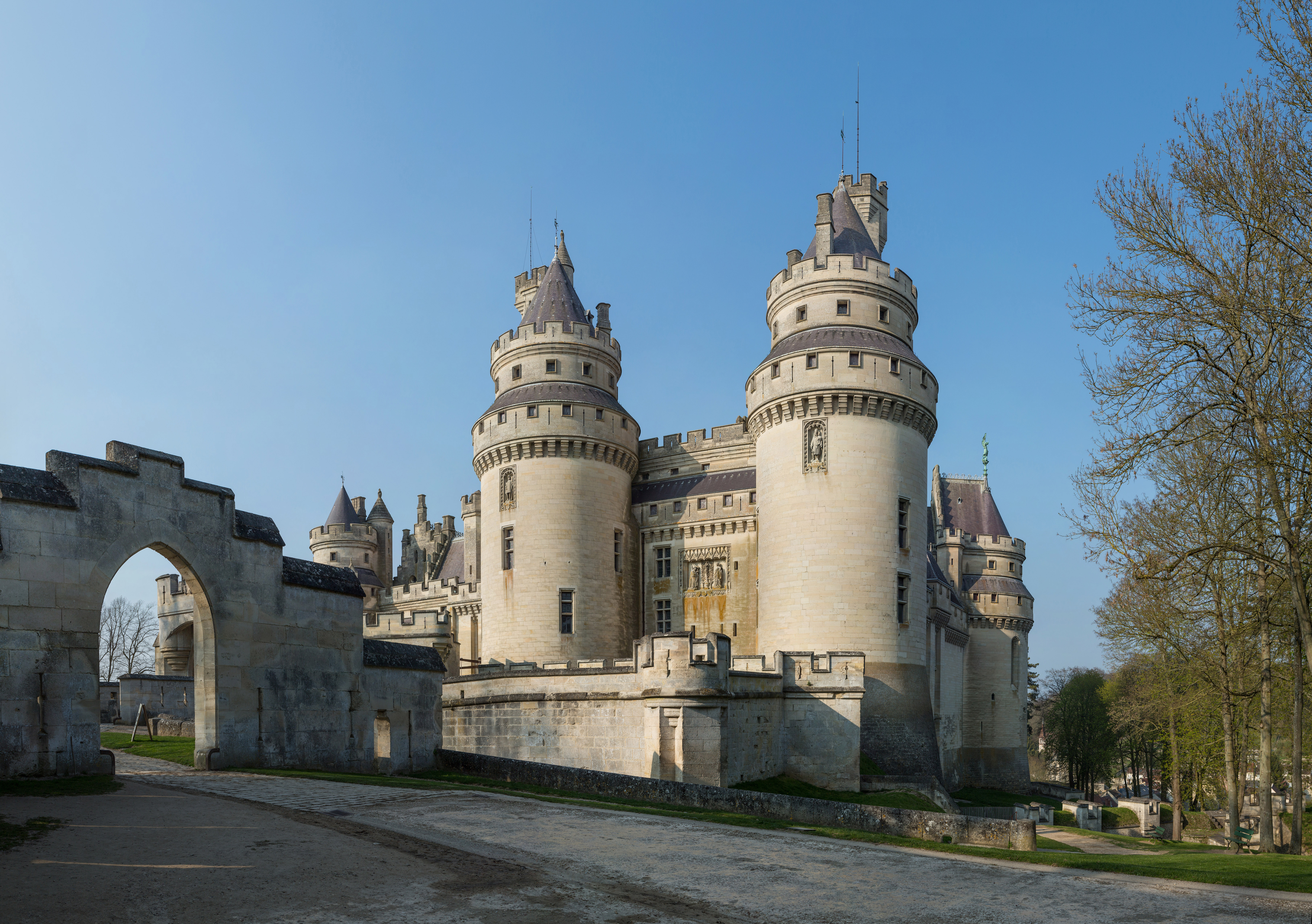 Château De Pierrefonds Pics, Man Made Collection