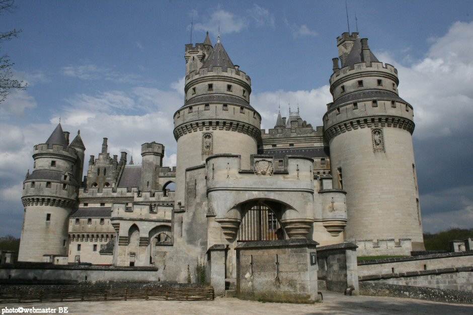 Images of Château De Pierrefonds | 940x627