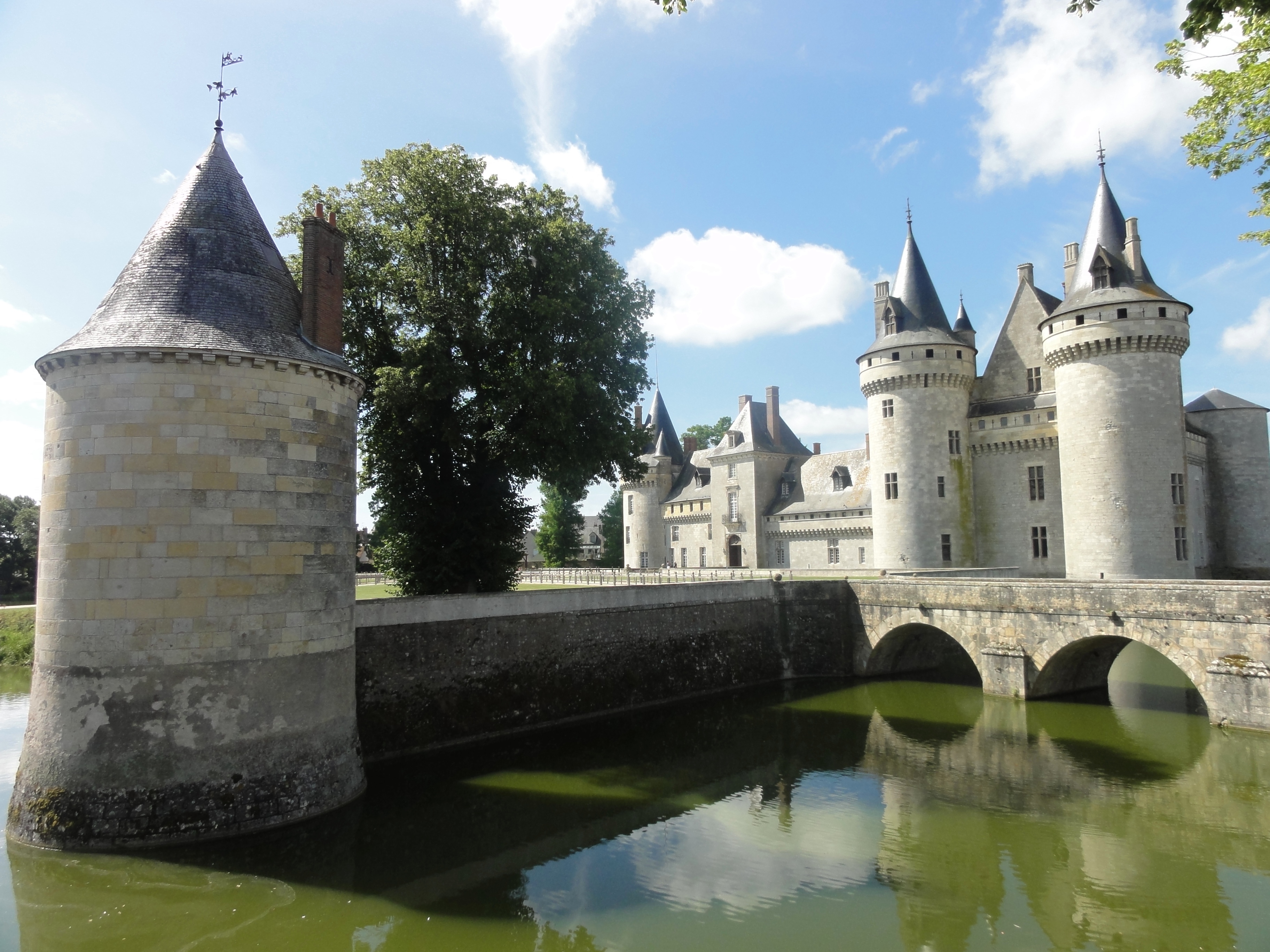 Château De Sully-sur-Loire Backgrounds, Compatible - PC, Mobile, Gadgets| 3648x2736 px
