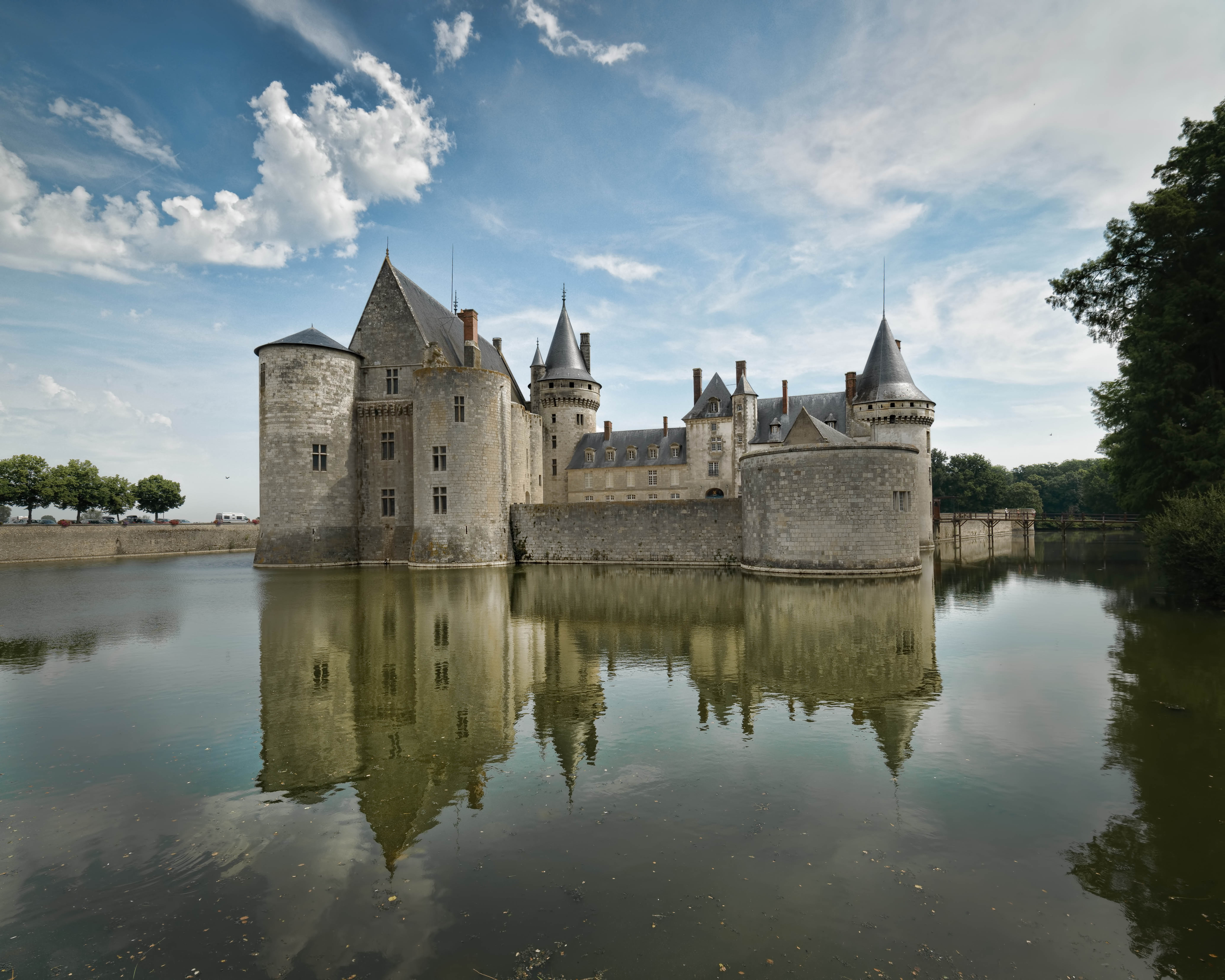 Château De Sully-sur-Loire Backgrounds, Compatible - PC, Mobile, Gadgets| 5664x4531 px