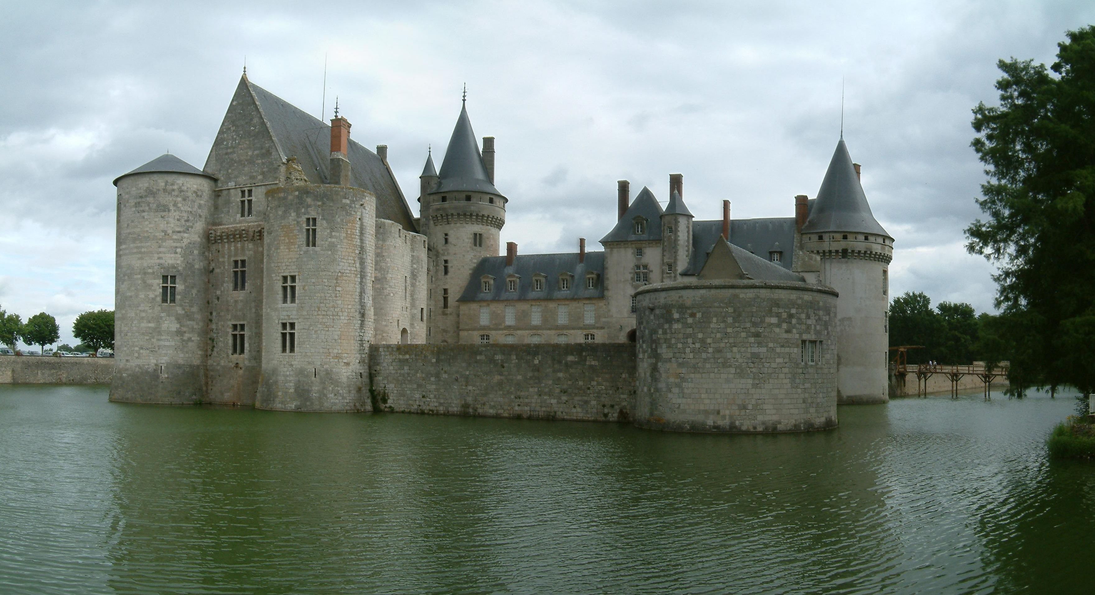 Château De Sully-sur-Loire Pics, Man Made Collection