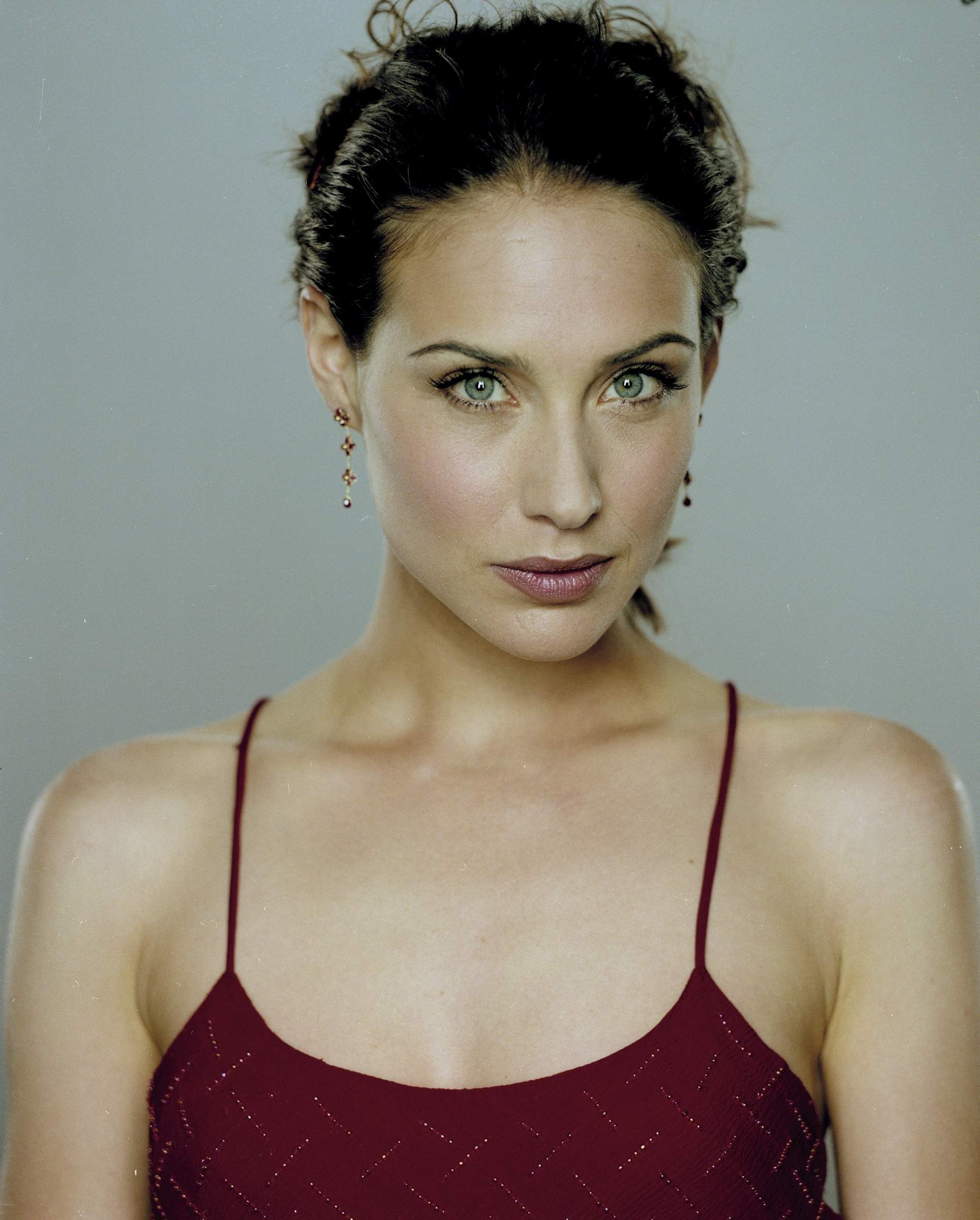 High Resolution Wallpaper | Claire Forlani 1928x2400 px