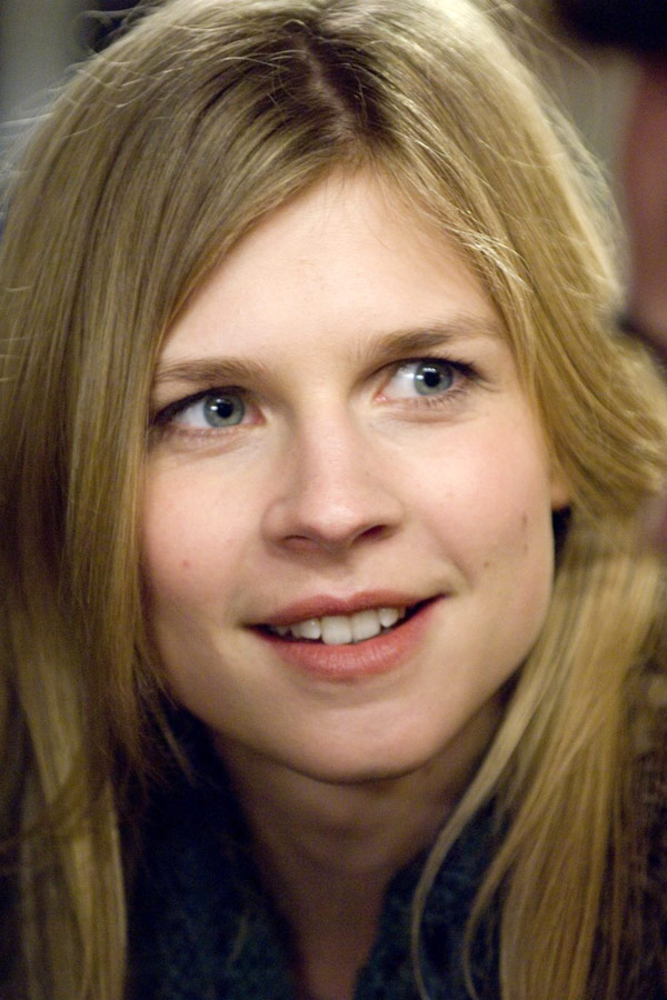 600x900 > Clemence Poesy Wallpapers