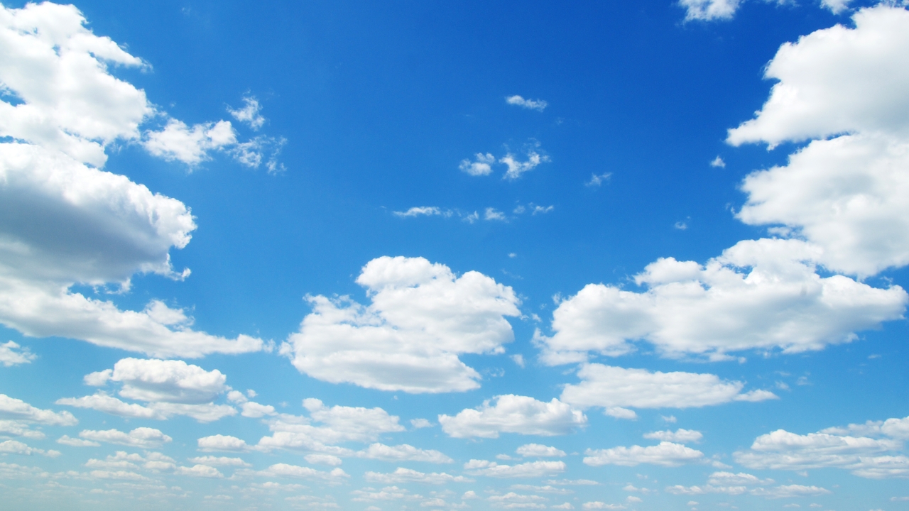 Cloud Backgrounds on Wallpapers Vista