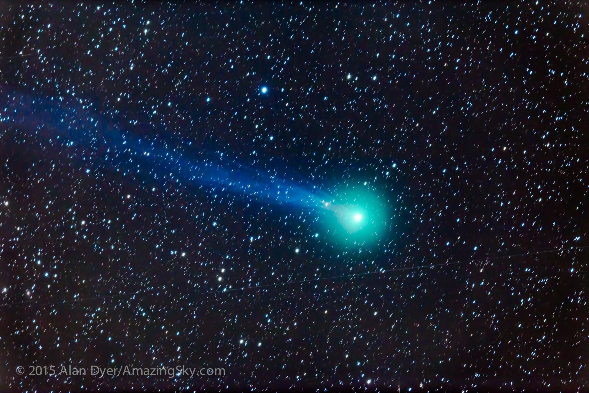 Images of Comet | 2000x1333