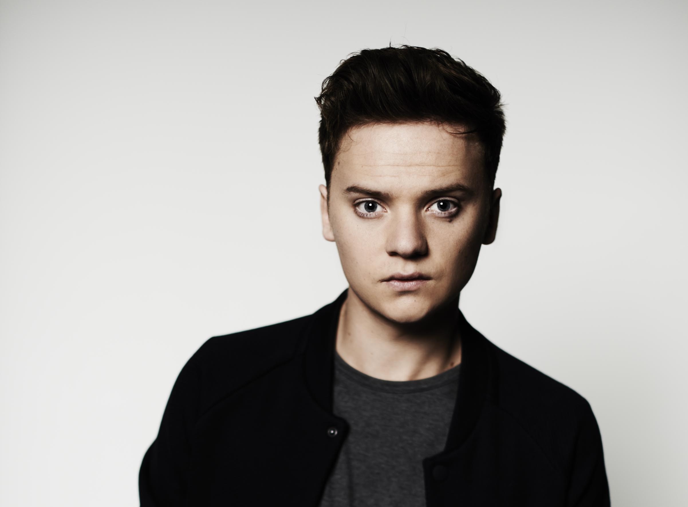 2403x1773 > Conor Maynard Wallpapers