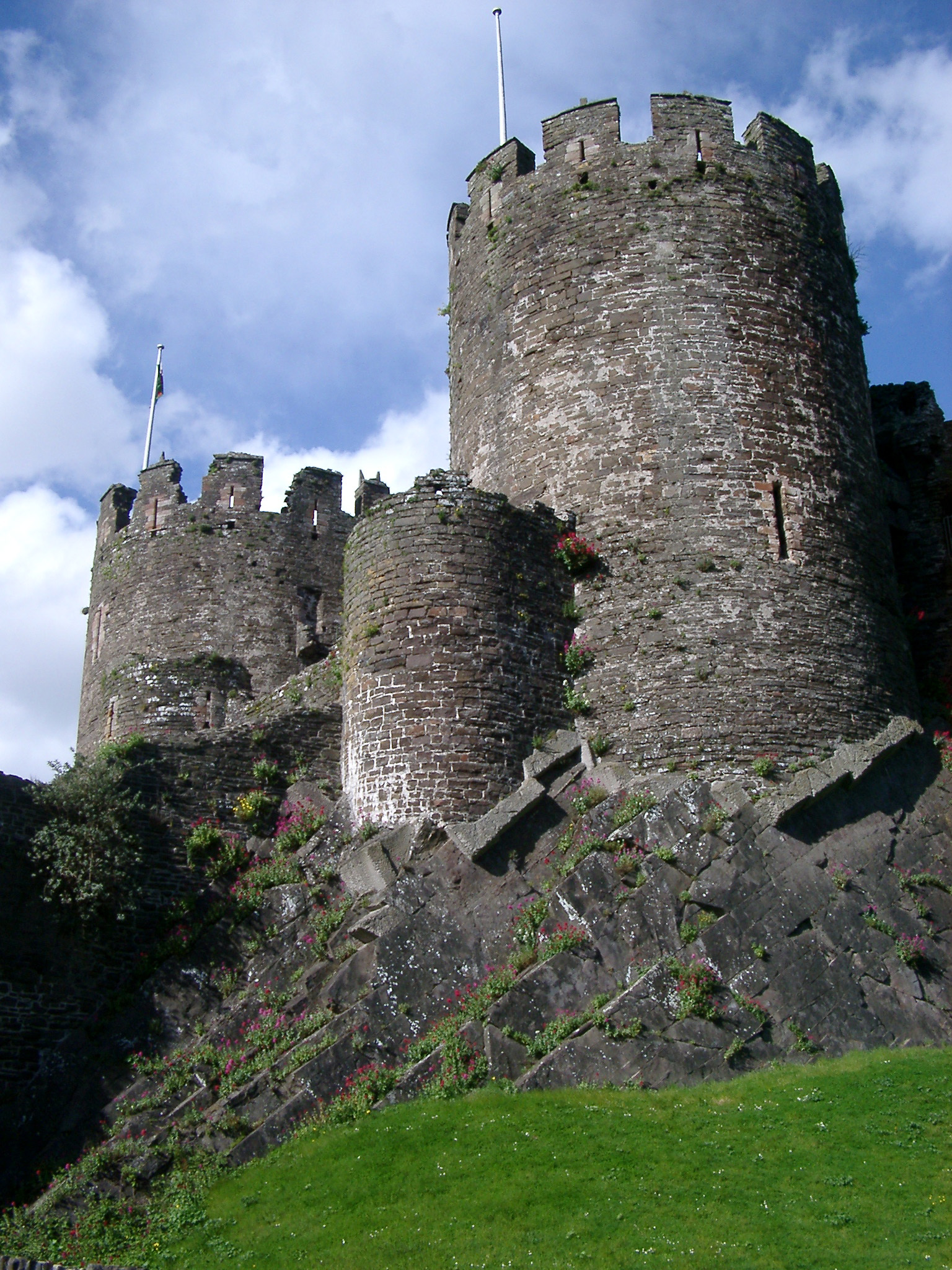 1536x2048 > Conwy Castle Wallpapers