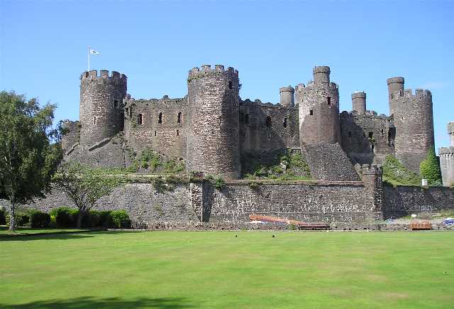 Conwy Castle Backgrounds, Compatible - PC, Mobile, Gadgets| 640x435 px