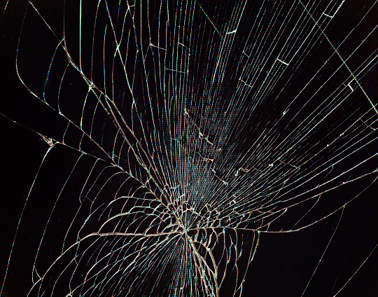 Images of Cracked Screen | 540x424