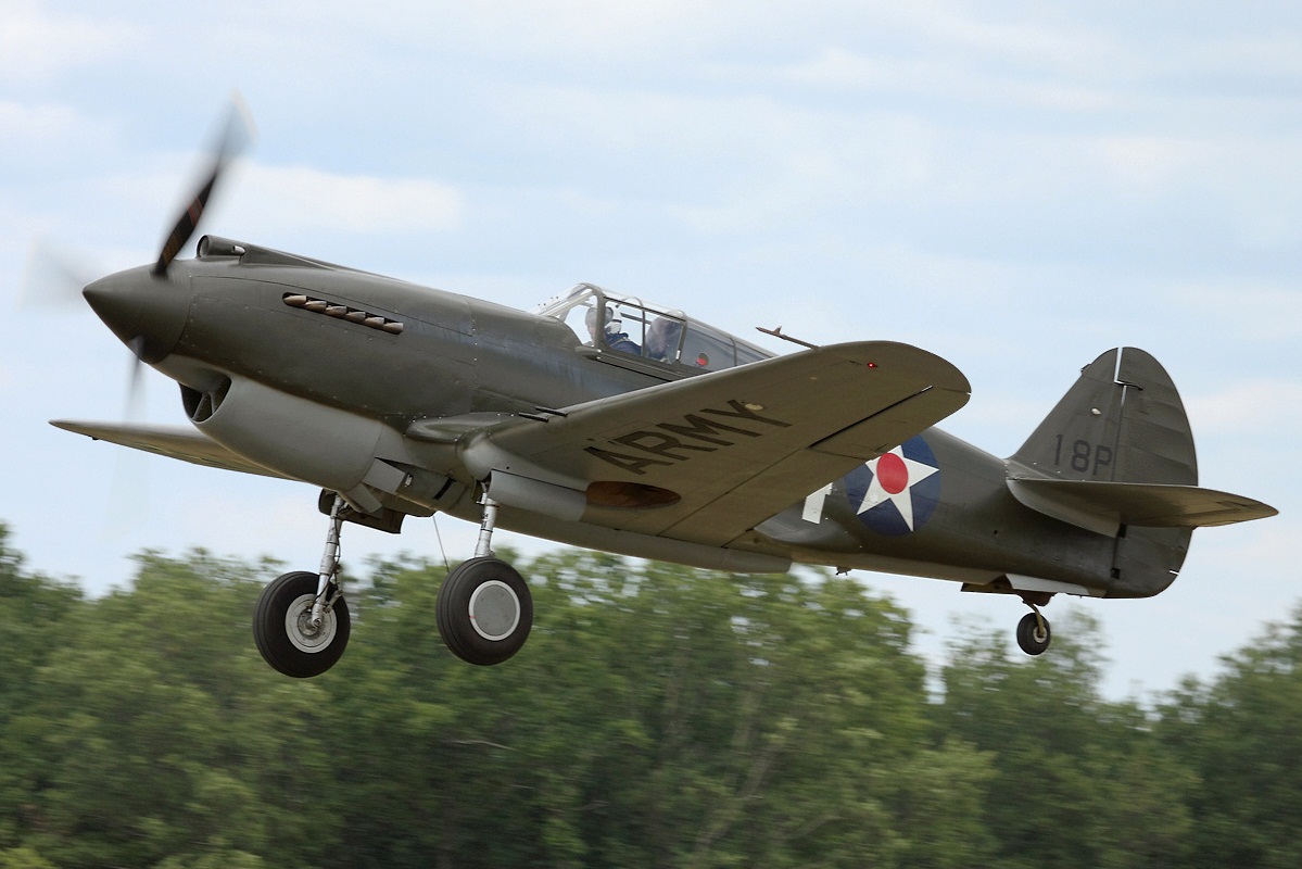 Curtiss P-40 Warhawk Backgrounds on Wallpapers Vista