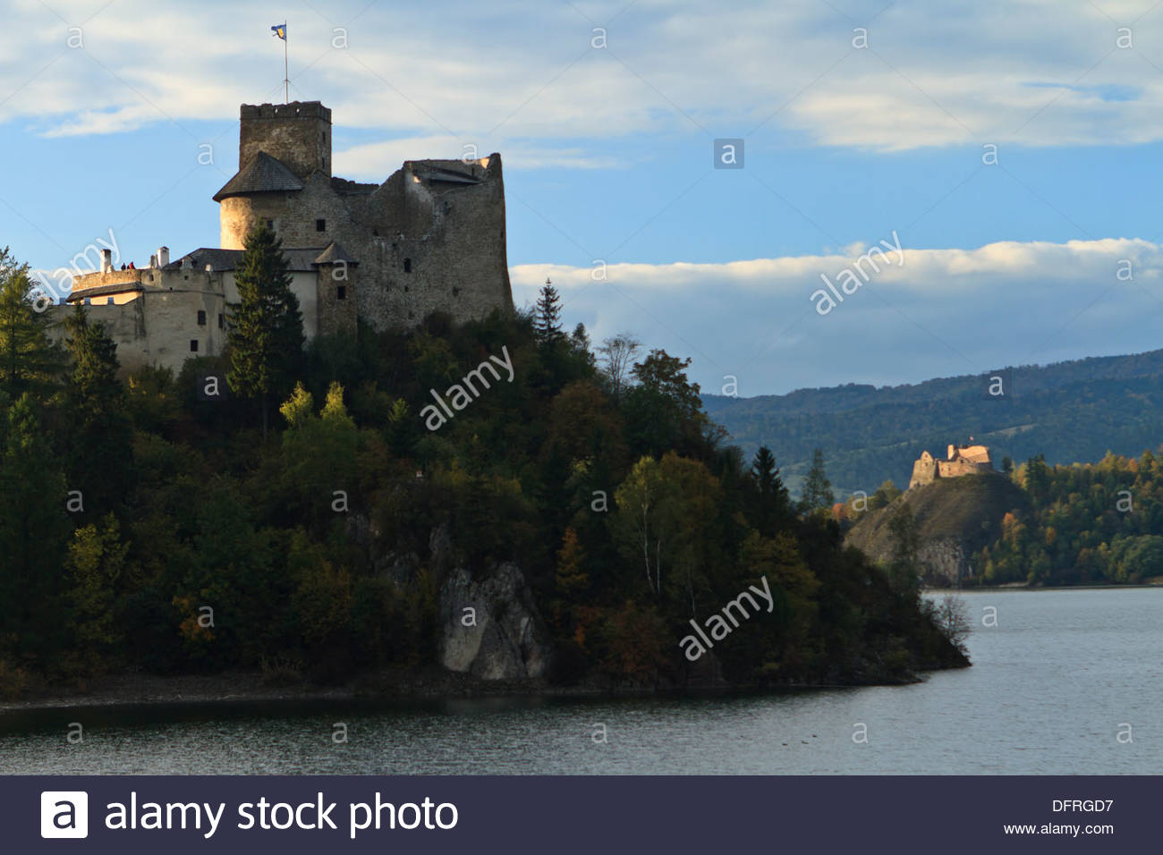 Czorsztyn Castle Backgrounds, Compatible - PC, Mobile, Gadgets| 1300x956 px