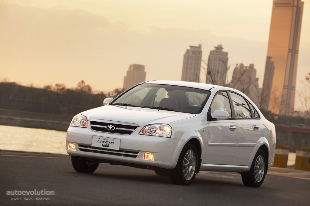 Daewoo Lacetti Backgrounds on Wallpapers Vista