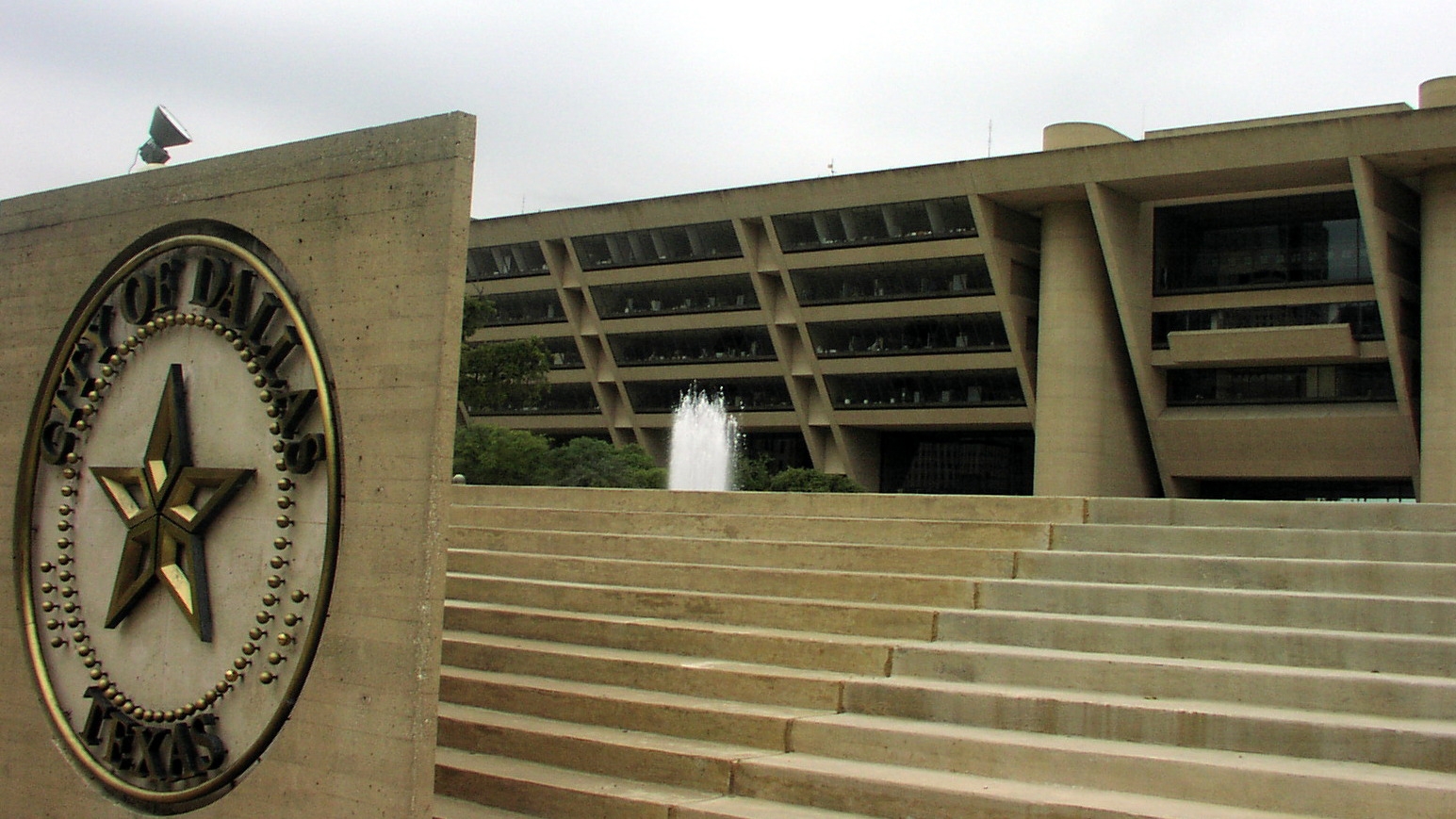 1545x869 > Dallas City Hall Wallpapers