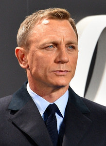 Amazing Daniel Craig Pictures & Backgrounds
