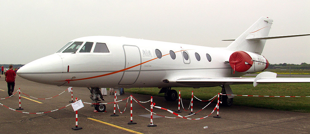 1024x443 > Dassault Falcon 20 Wallpapers