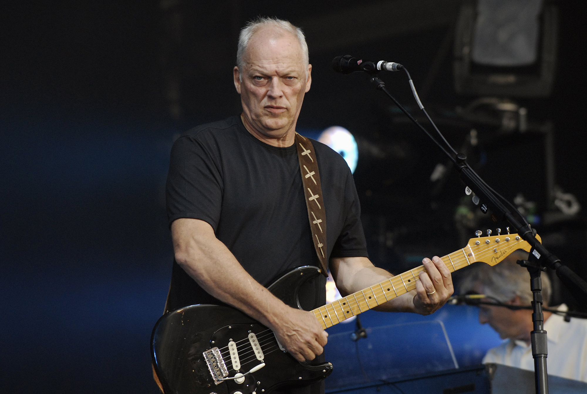 HD Quality Wallpaper | Collection: Music, 2000x1341 David Gilmour