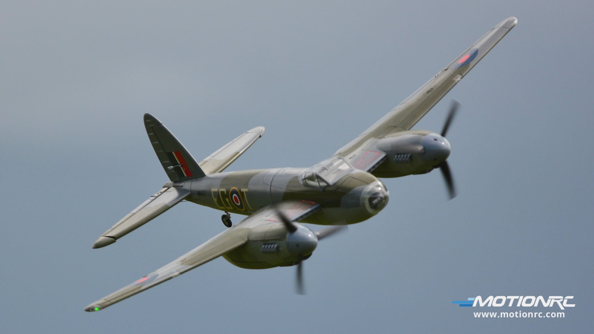 Amazing De Havilland Mosquito Pictures & Backgrounds