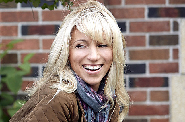 HQ Debbie Gibson Wallpapers | File 103.87Kb