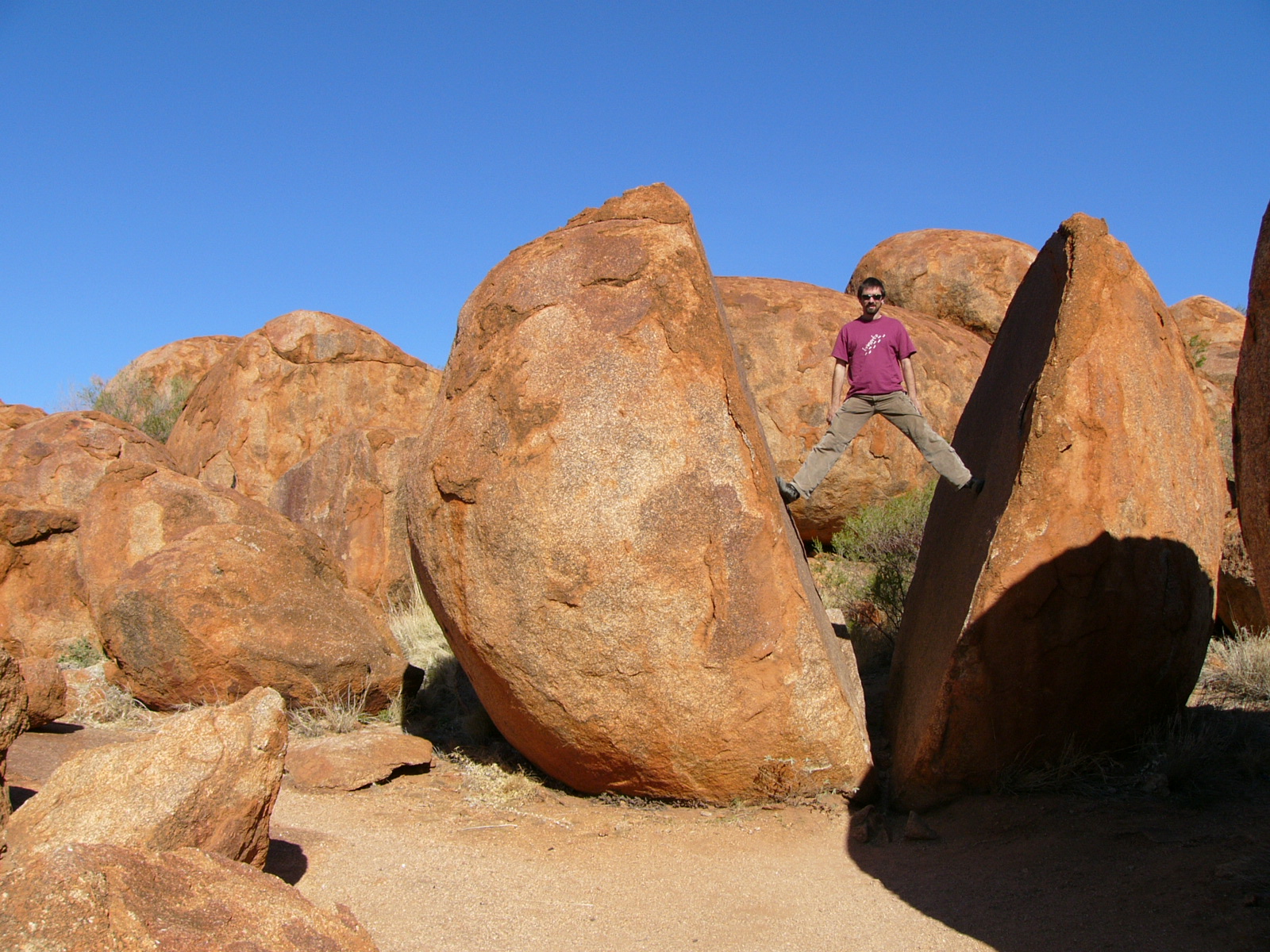 1600x1200 > Devils Marbles Wallpapers