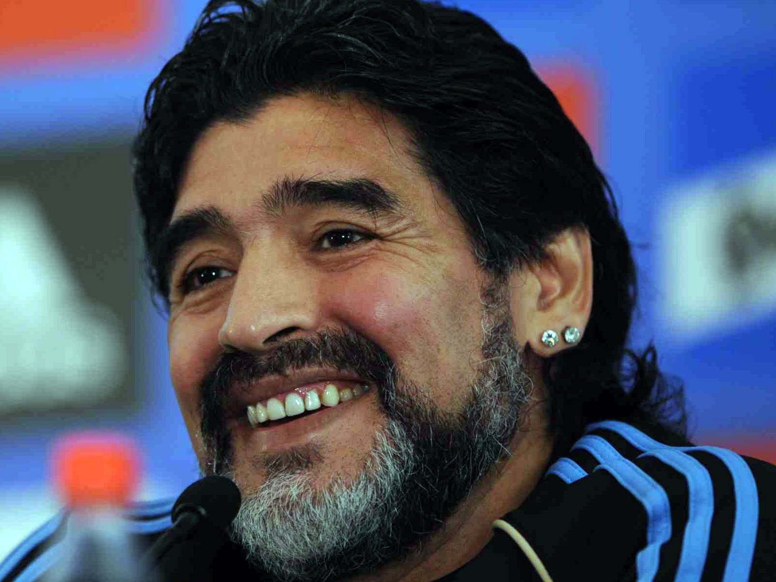 Amazing Diego Armando Maradona Pictures & Backgrounds